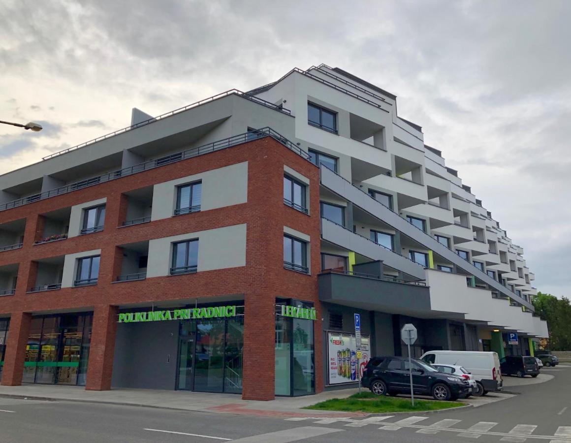 Entrez Radnica Košice Exterior foto